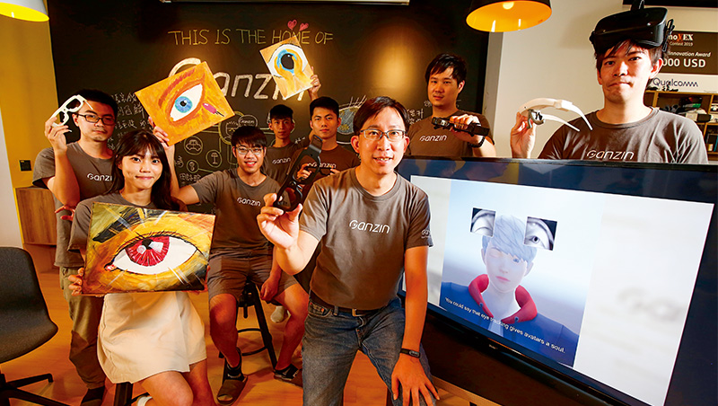 做坦克耳機、靠眼神操控無人機　科技新創怎打入軍工供應鏈